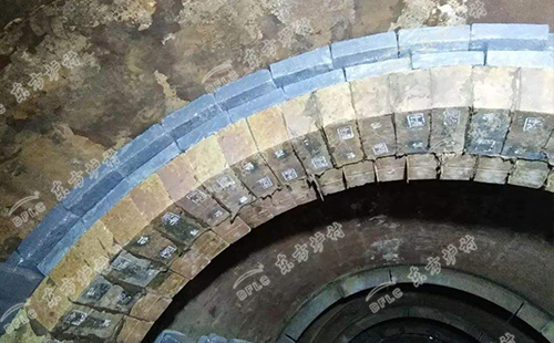 絕熱板跟耐火澆注料是什么關系？